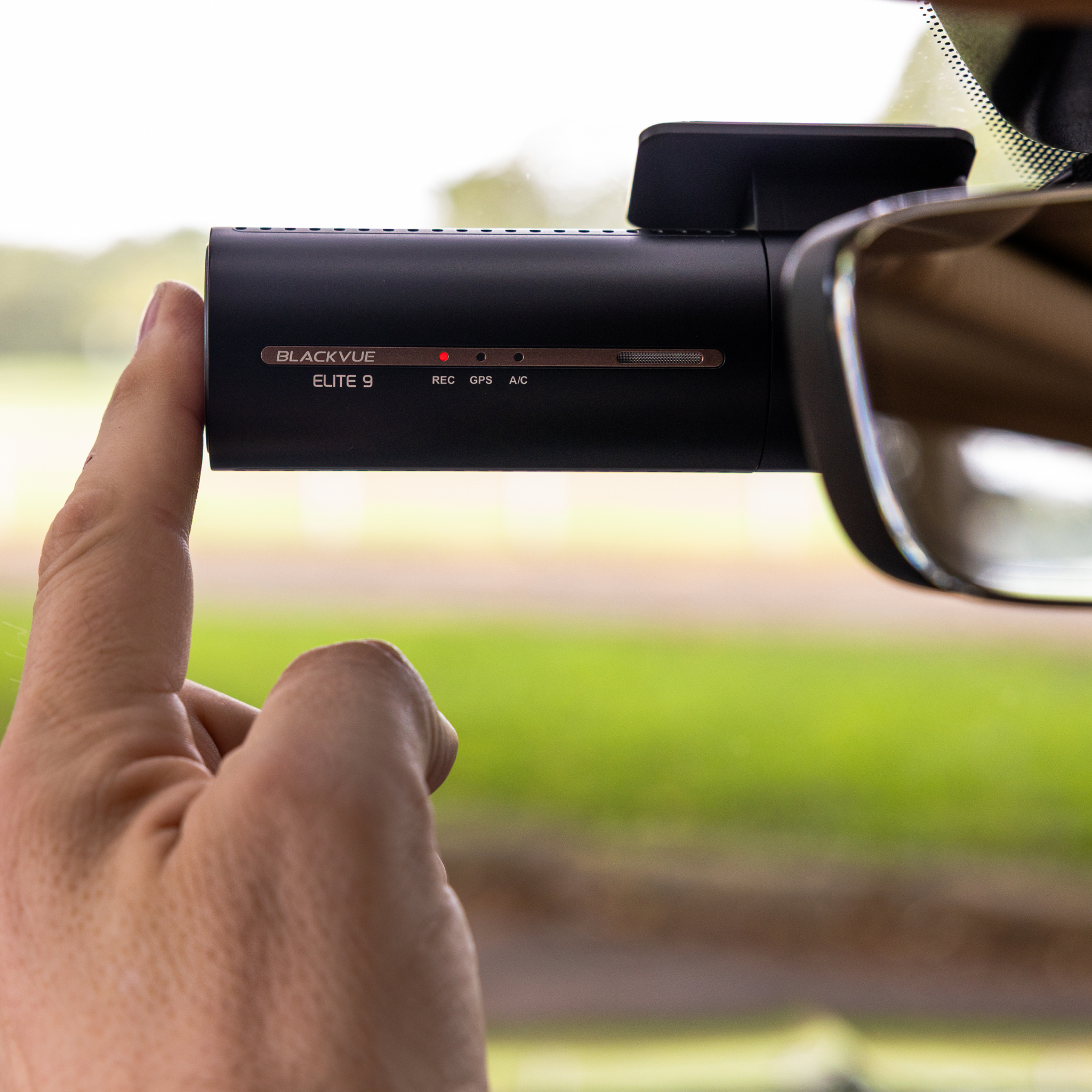BlackVue Elite 9 2CH in vehicle
